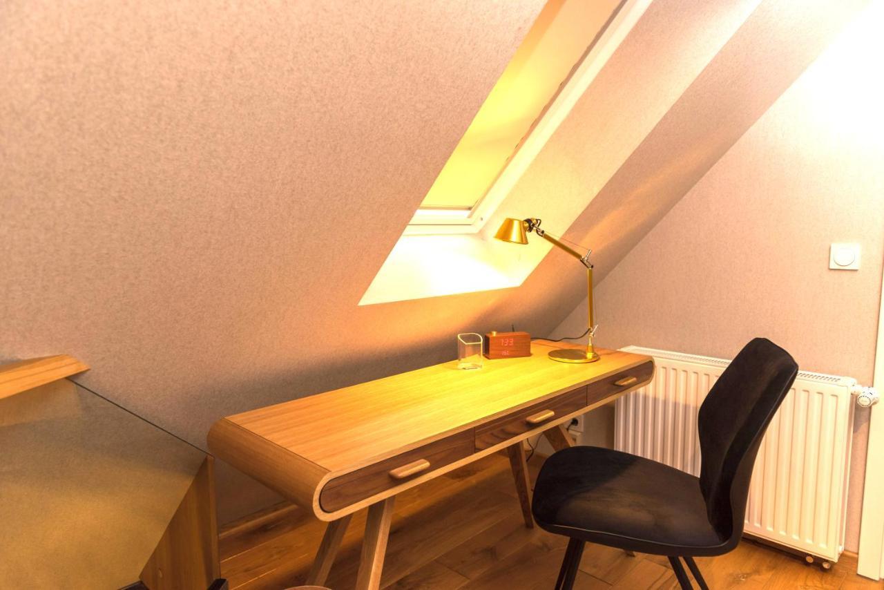 Apartmenthaus Am Dom Junior Suite Mit Parkplatz Zwickau Exterior photo